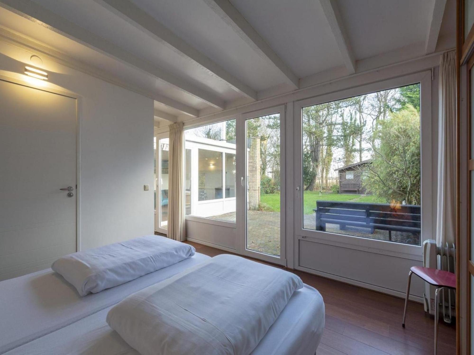 Stylish Bungalow With A Large Garden Sint Maartensvlotbrug Kültér fotó