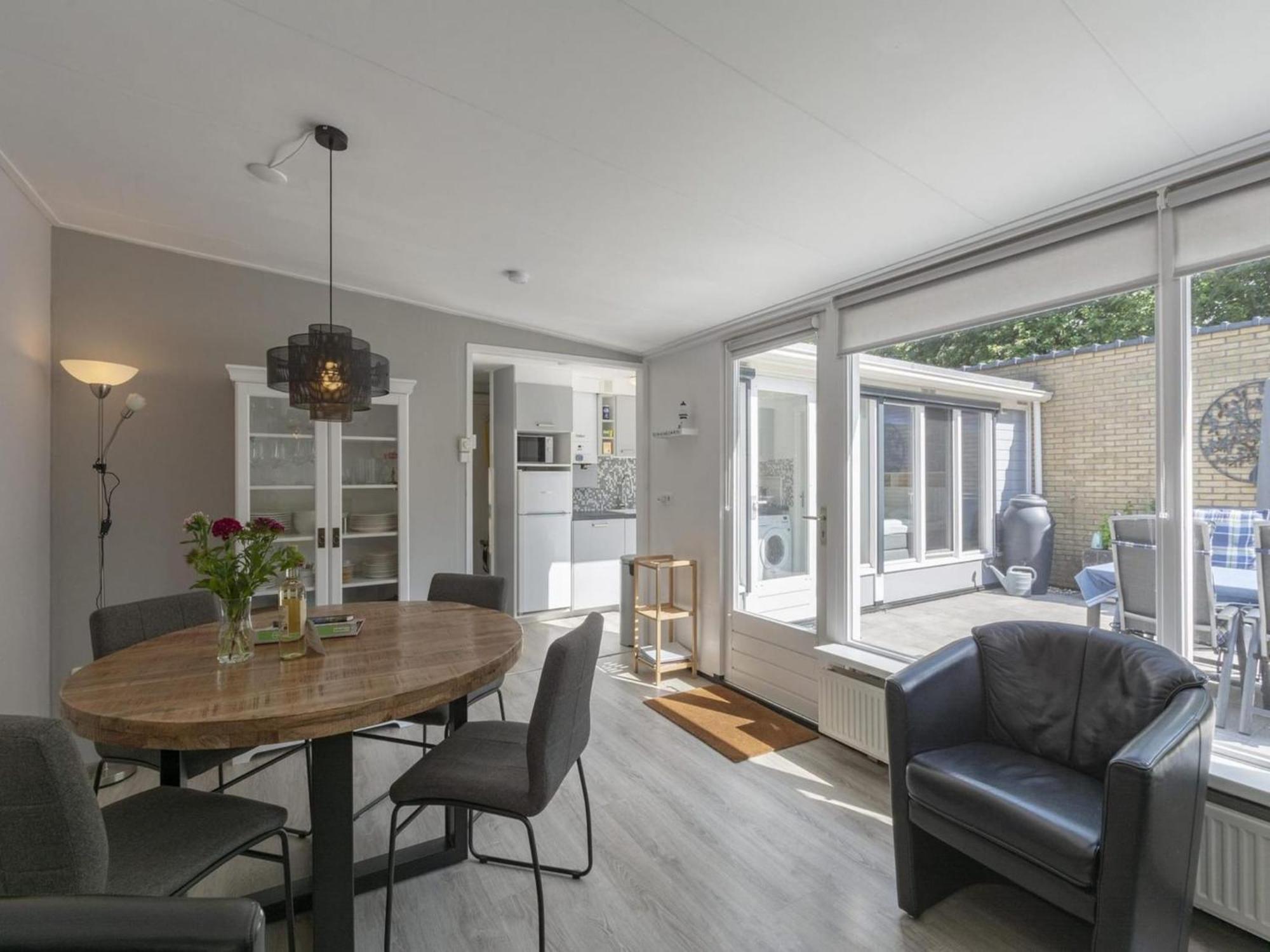 Stylish Bungalow With A Large Garden Sint Maartensvlotbrug Kültér fotó
