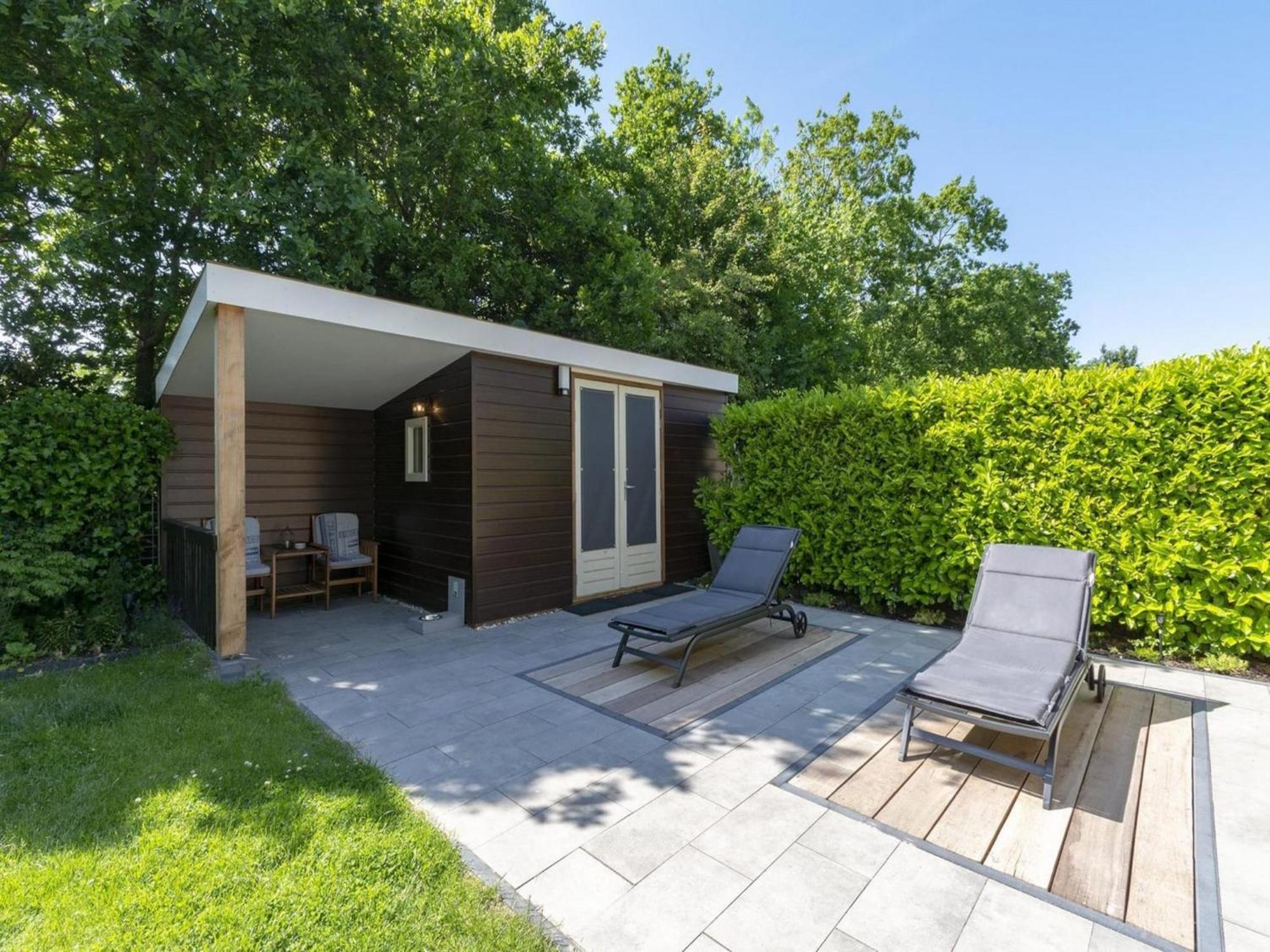 Stylish Bungalow With A Large Garden Sint Maartensvlotbrug Kültér fotó